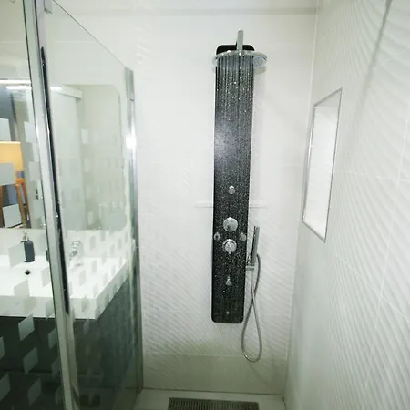 Atarazanas Appartement *